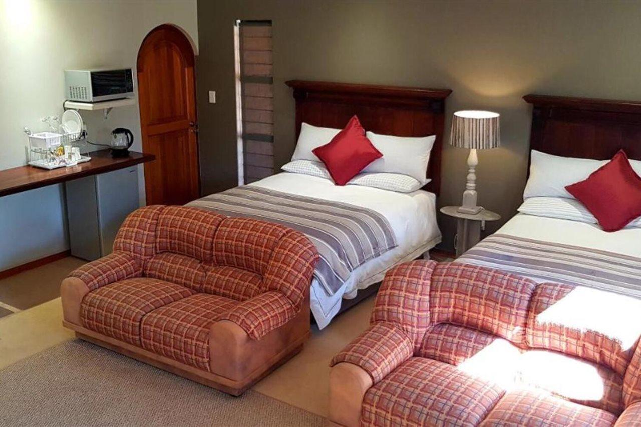 Butlers Crown Hotel Klerksdorp Kültér fotó