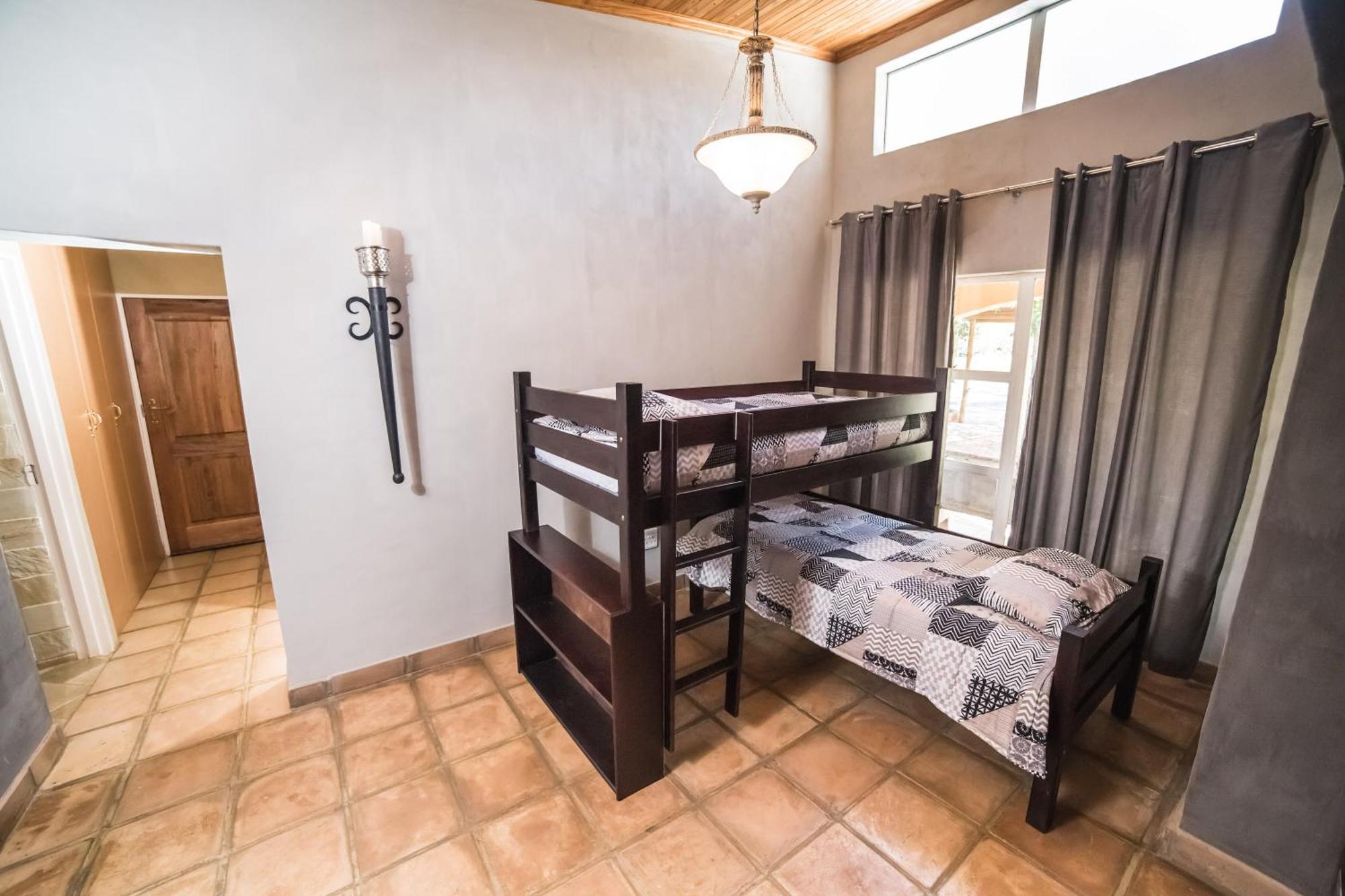 Butlers Crown Hotel Klerksdorp Kültér fotó