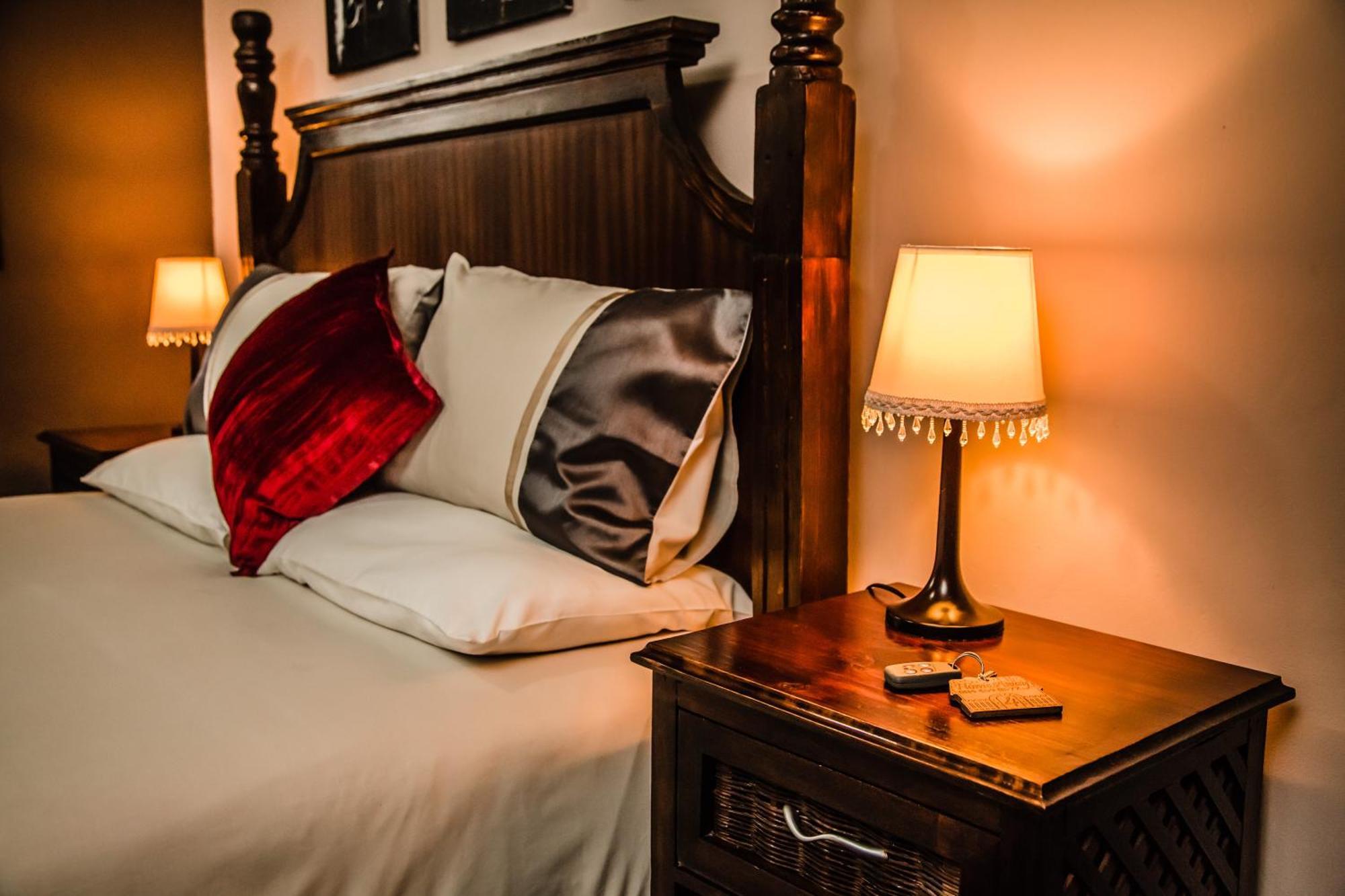 Butlers Crown Hotel Klerksdorp Kültér fotó