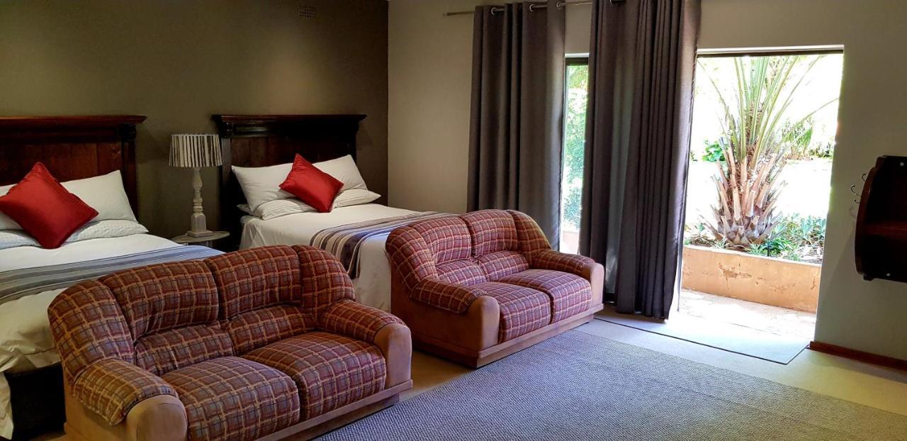 Butlers Crown Hotel Klerksdorp Kültér fotó